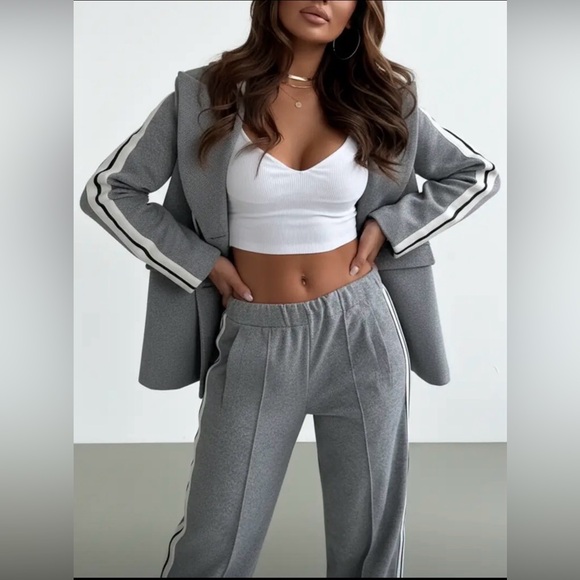 NEW Women's hooded Blazer / Gray casual track suit - Picture 3 of 6